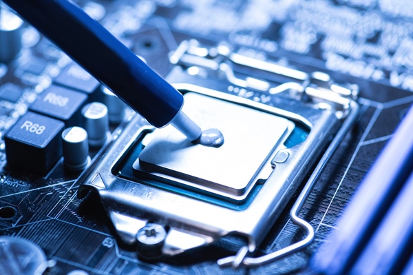 Research and Development of CCL/NEHTC Low Viscosity Non-Silicone Thermal Interface Material (TIM)